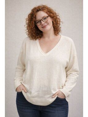 A New Day Womens V-Neck Sweater Ivory 1X Soft Lightweight Pullover Ribbed Trim
